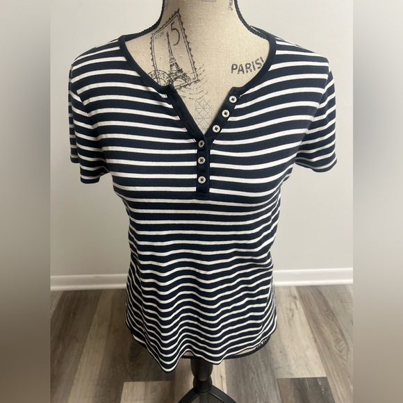 Vintage Striped Tee! - Picture 1 of 14